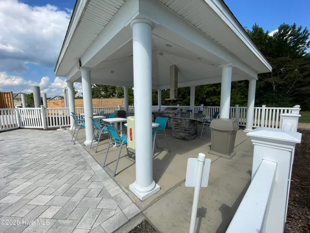 $1,800 | 2045 Wild Indigo Circle Northwest, Calabash, NC 28467