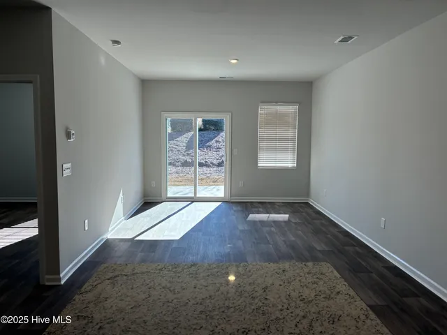 $1,800 | 2045 Wild Indigo Circle Northwest, Calabash, NC 28467