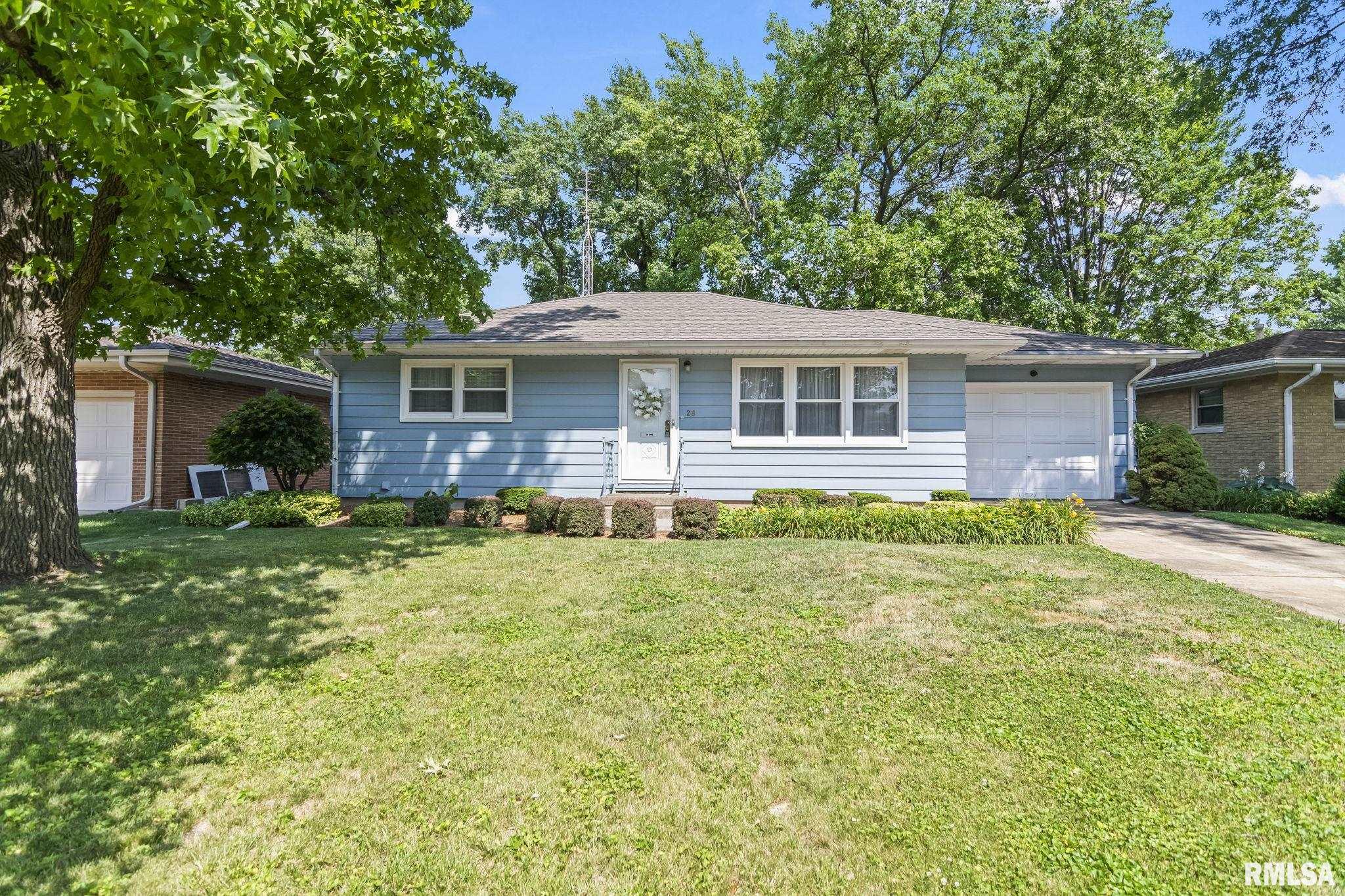 28 Longbow Lane Springfield, IL 62704 - Photo 2 of 33