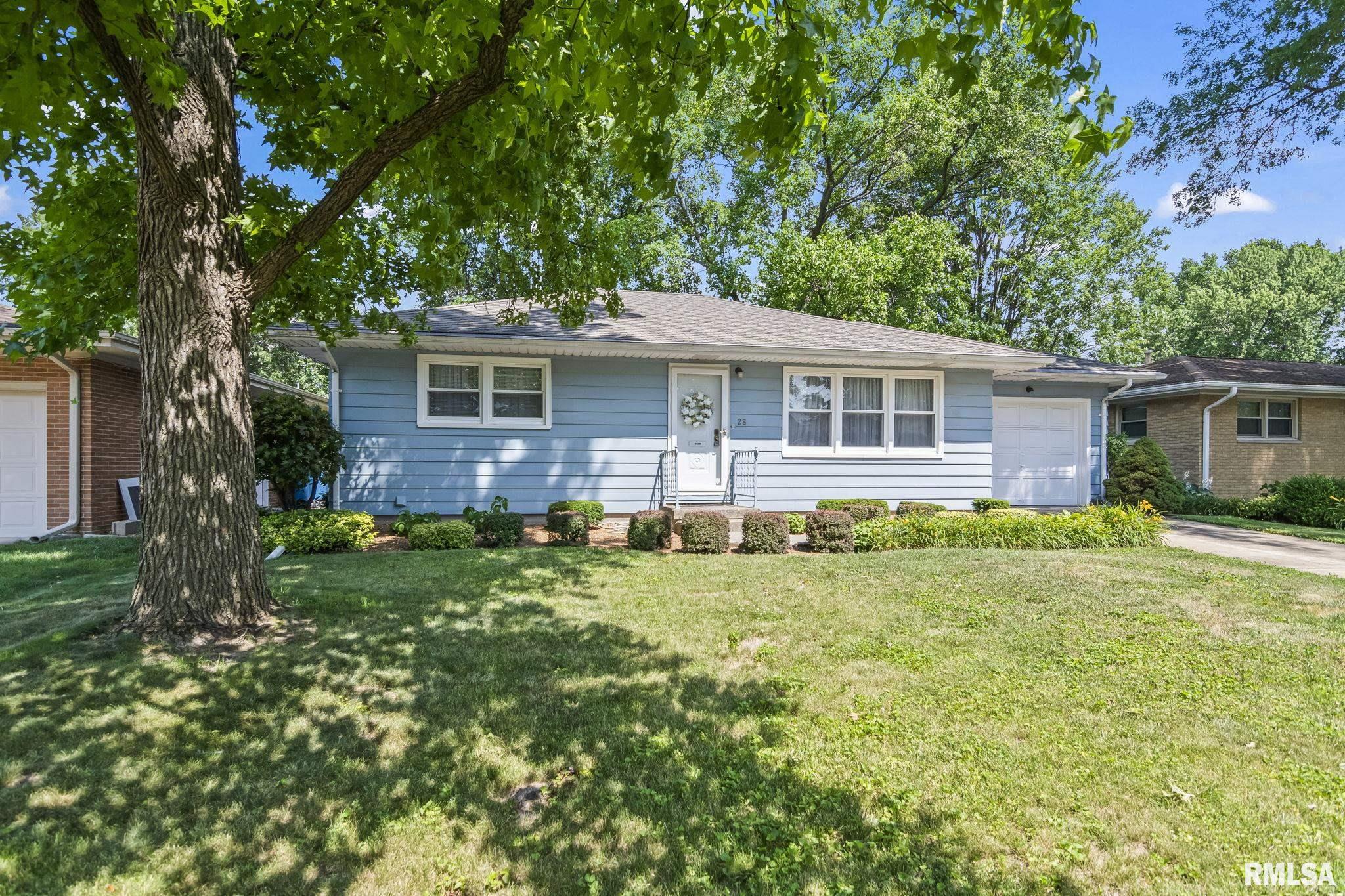28 Longbow Lane Springfield, IL 62704 - Photo 3 of 33