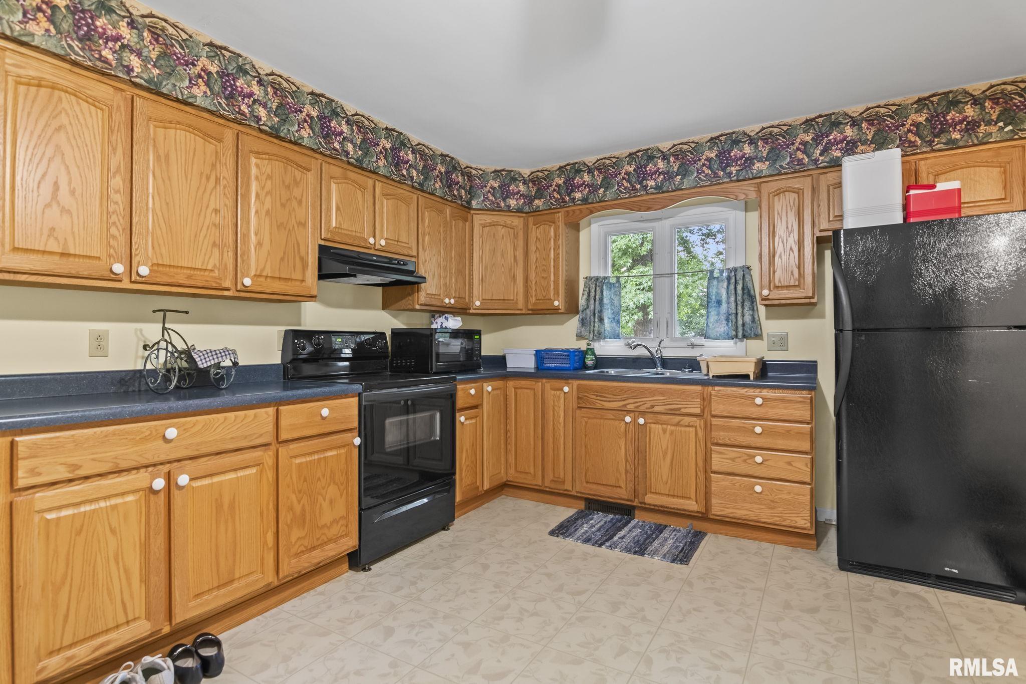 28 Longbow Lane Springfield, IL 62704 - Photo 10 of 33