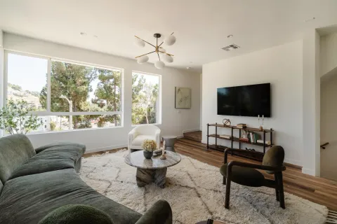 $1,189,995 | 3868 North Riley Lane, Los Angeles, CA 90065