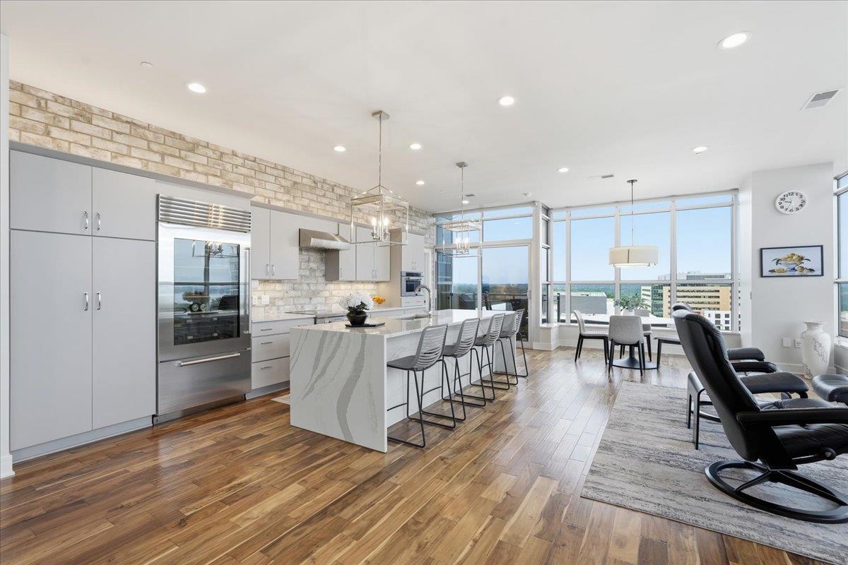 625 North Segoe Road, Unit 1100 Madison, WI 53705 - Photo 9 of 60
