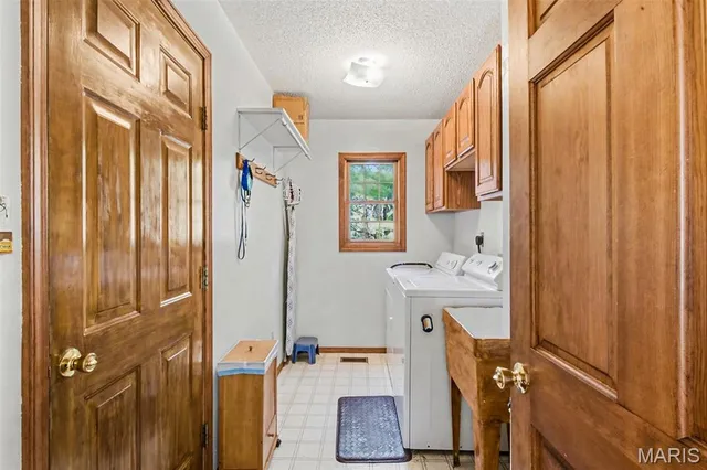 $429,900 | 36 Huntleigh Woods, Barnhart, MO 63012