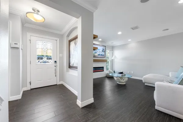 $2,900 | 768 Worthshire Street, Houston, TX 77008