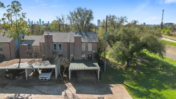 $2,900 | 768 Worthshire Street, Houston, TX 77008