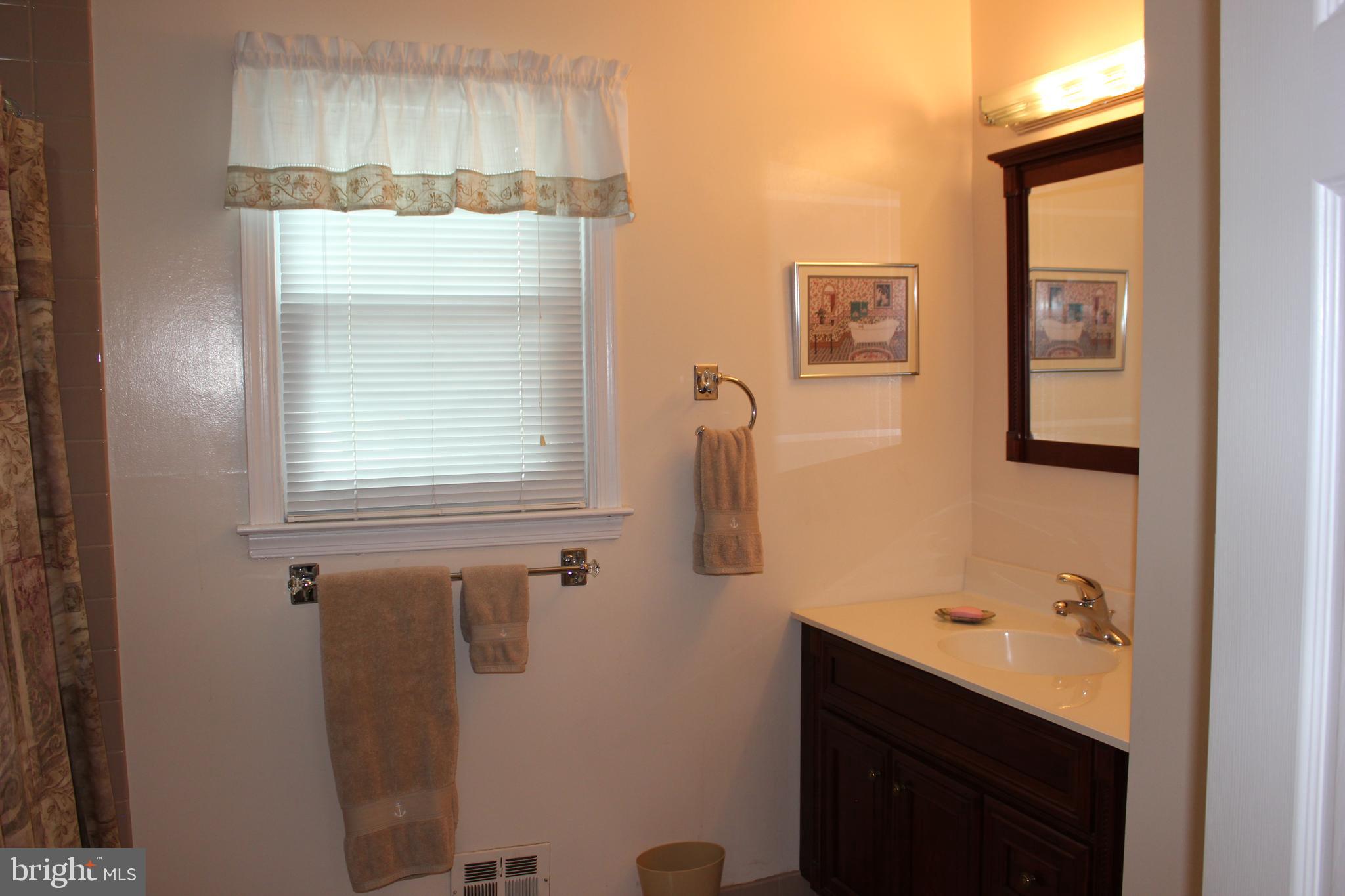 2052 Spring Mill Road Lafayette Hill, PA 19444 - Photo 24 of 31 Gallery Image 24