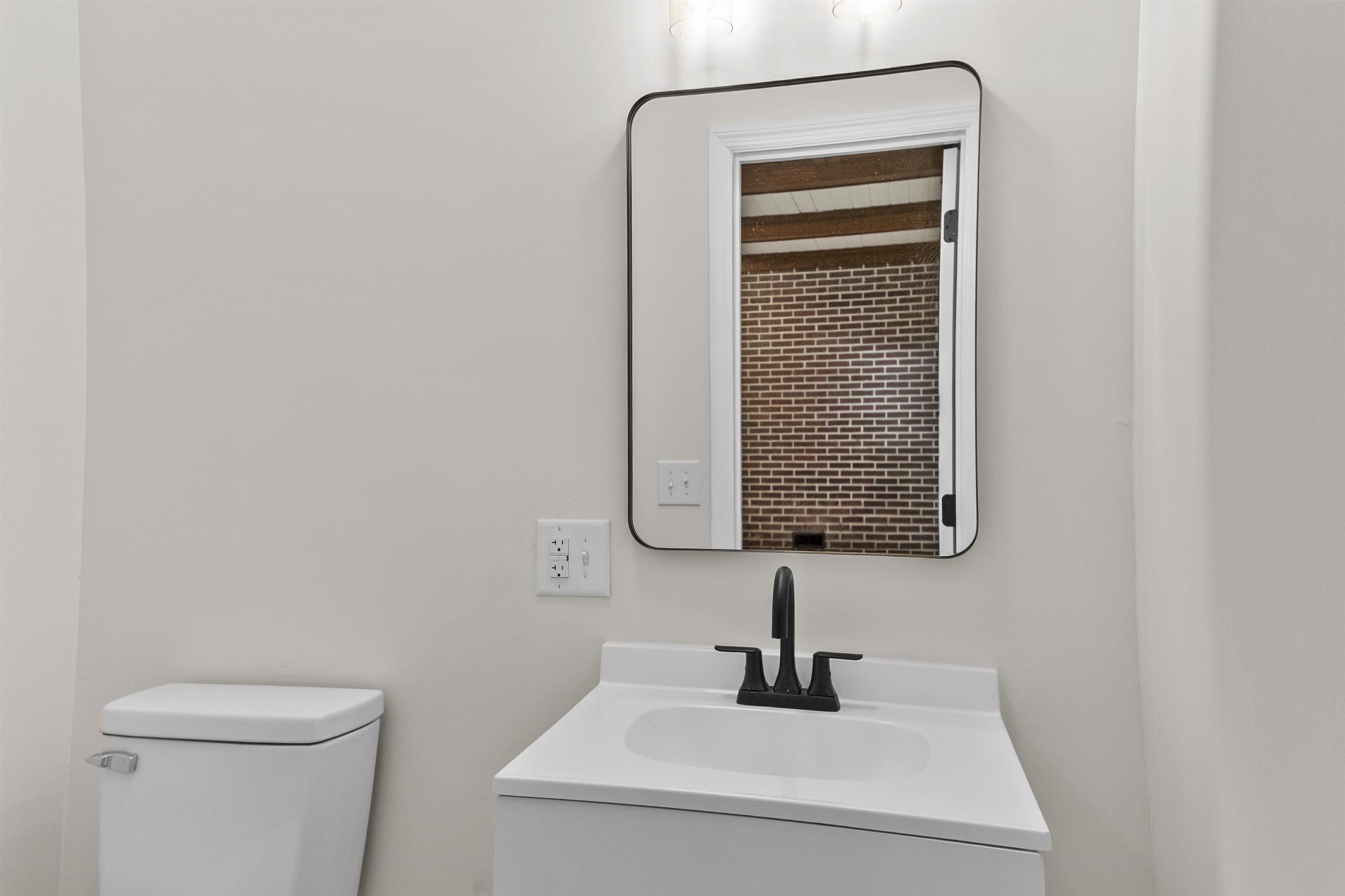 1121 Old Corner Road Marion, SC 29571 - Photo 12 of 33 Gallery Image 12