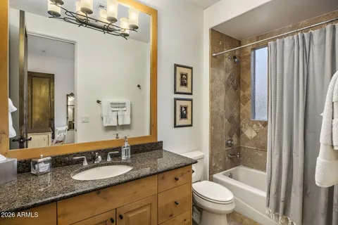 $2,395,000 | 9678 East Hidden Green Drive, Scottsdale, AZ 85262