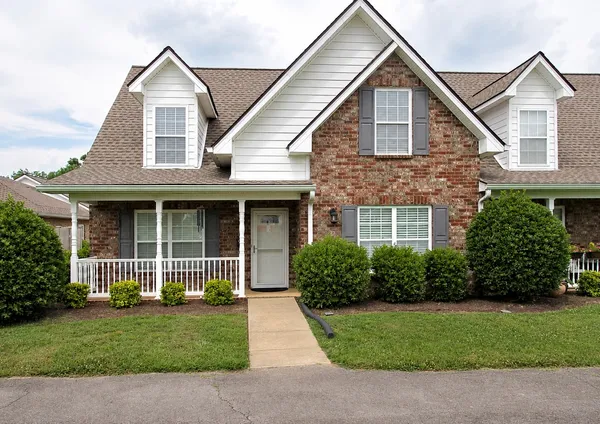 $329,000 | 103 Shore Drive, White House, TN 37188