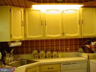 14 Mintleaf Road Levittown, PA 19056 - Photo 5 of 6 Gallery Image 5