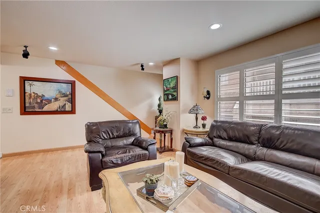 $850,000 | 655 Alexander Street, Unit 3, Glendale, CA 91203