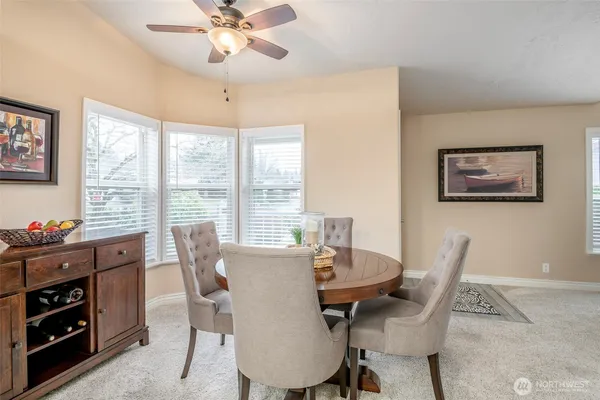 $180,000 | 15216 122nd Avenue East, Unit 3, Puyallup, WA 98374