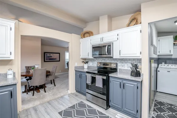 $180,000 | 15216 122nd Avenue East, Unit 3, Puyallup, WA 98374