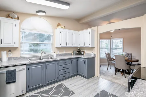 $180,000 | 15216 122nd Avenue East, Unit 3, Puyallup, WA 98374
