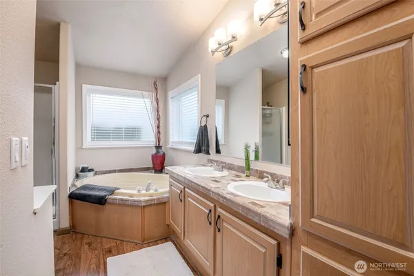 $180,000 | 15216 122nd Avenue East, Unit 3, Puyallup, WA 98374