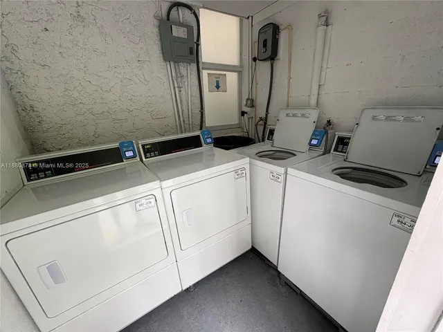 $1,700 | 3237 Southwest 4th Street, Unit 8, Miami, FL 33135