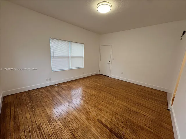 $1,700 | 3237 Southwest 4th Street, Unit 8, Miami, FL 33135