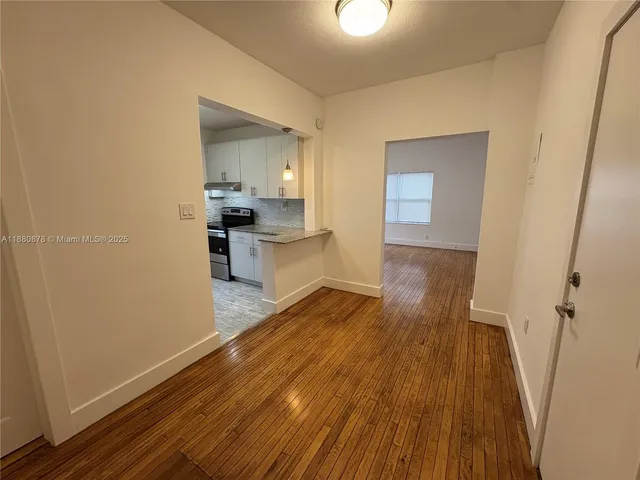 $1,700 | 3237 Southwest 4th Street, Unit 8, Miami, FL 33135