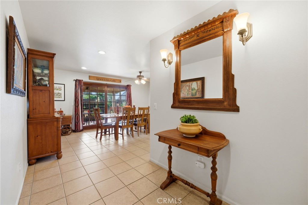 5556 Hardwick Riverside, CA 92504 - Photo 7 of 54