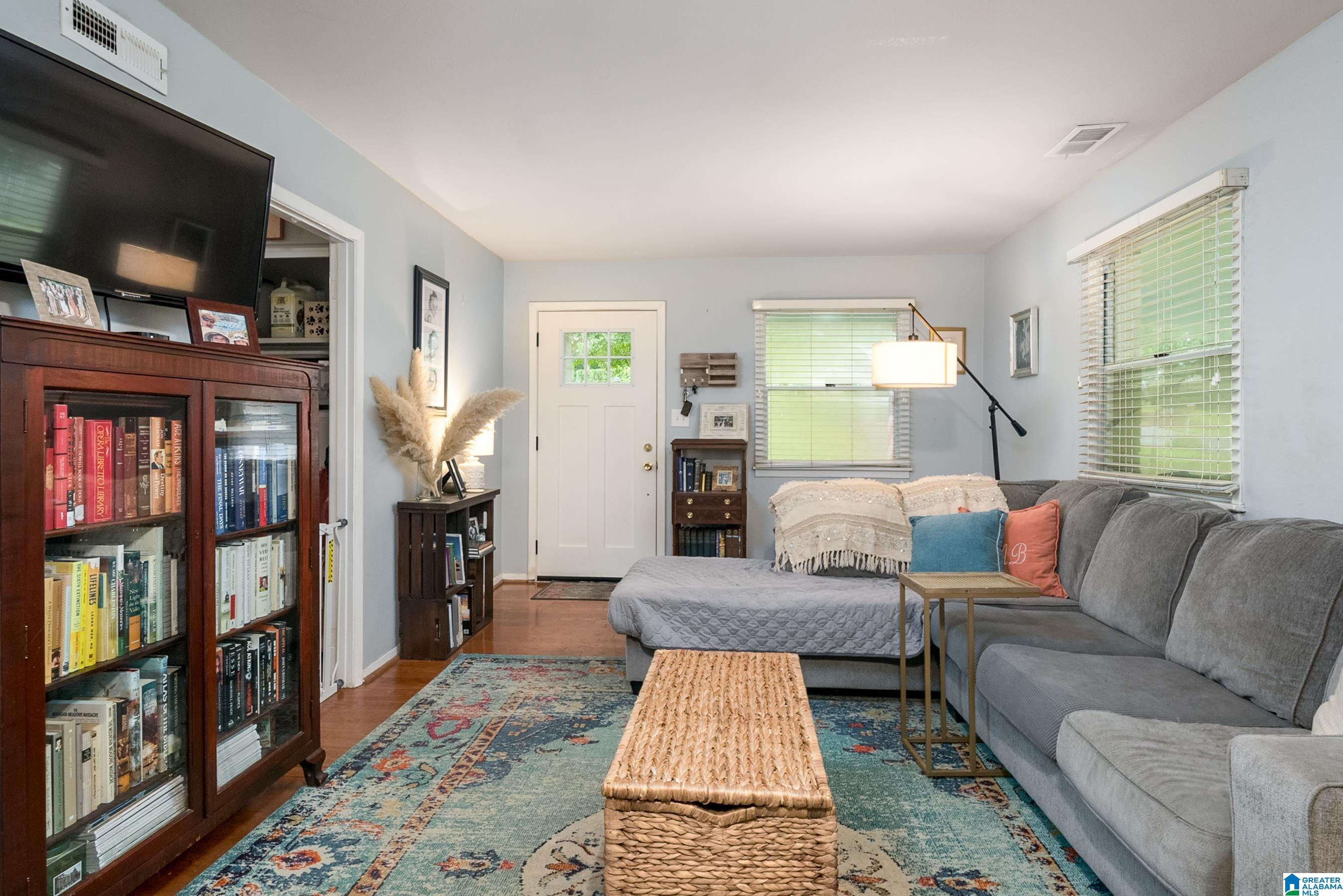 2136 Chapel Hill Road Birmingham, AL 35216 - Photo 6 of 22