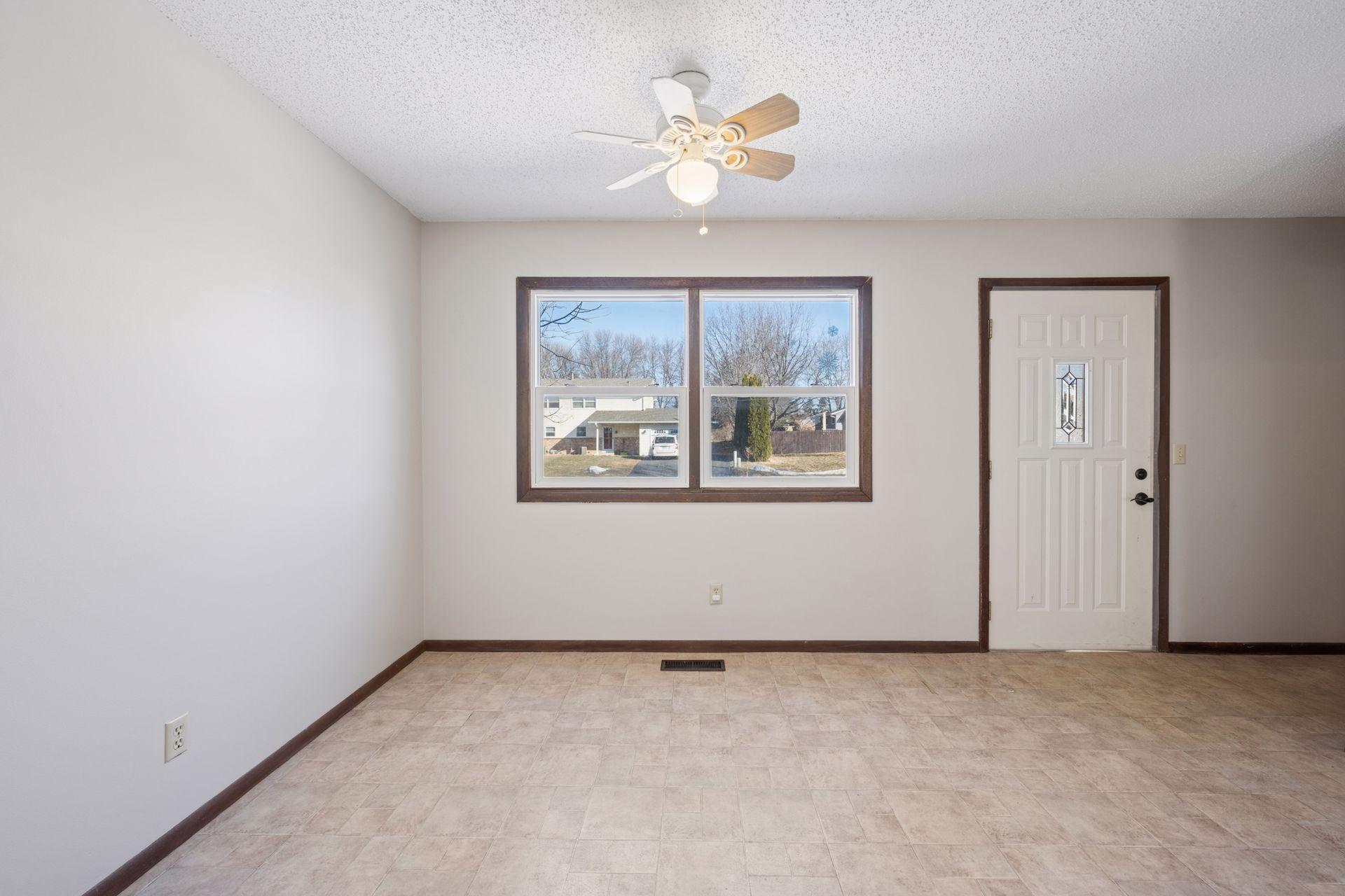 919 Ridge Drive Southeast St. Michael, MN 55376 - Photo 6 of 29