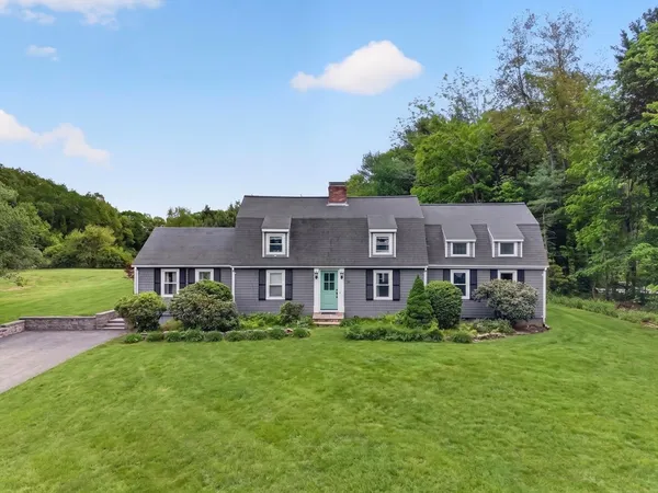 $1,050,000 | 57 Center Street, Groveland, MA 01834