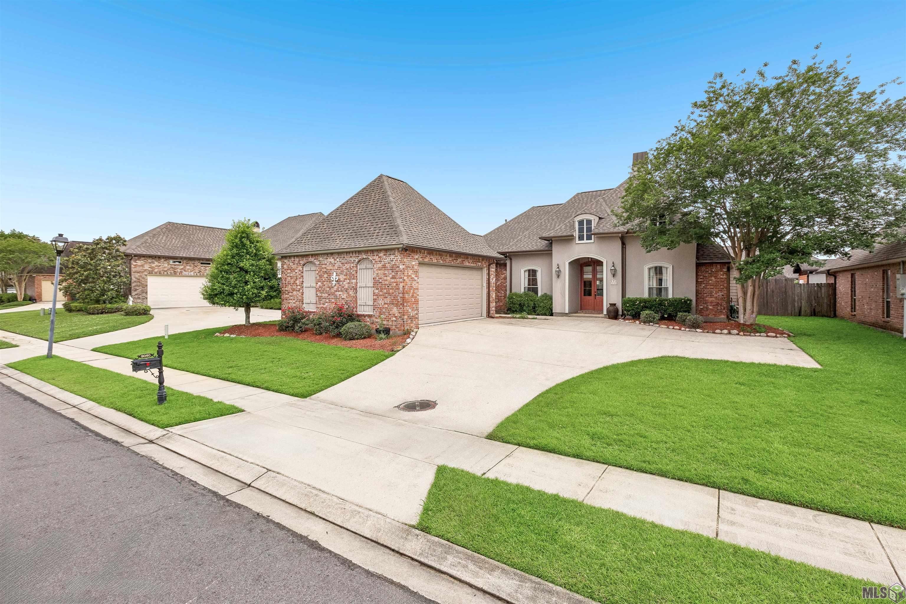 9040 Spring Grove Drive Baton Rouge, LA 70809 - Photo 1 of 2 Woodridge Subdivision