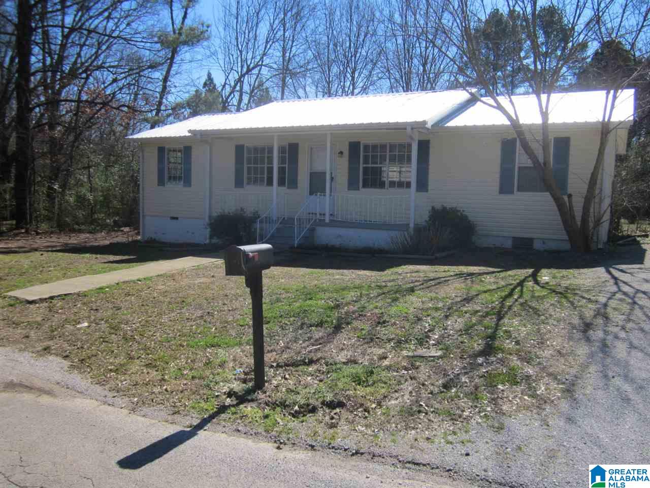 4015 Goodwin Road Bessemer, AL 35022 - Photo 2 of 33