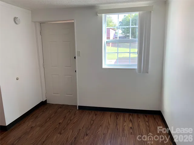 $850 | 544 North Center Street, Unit D, Statesville, NC 28677