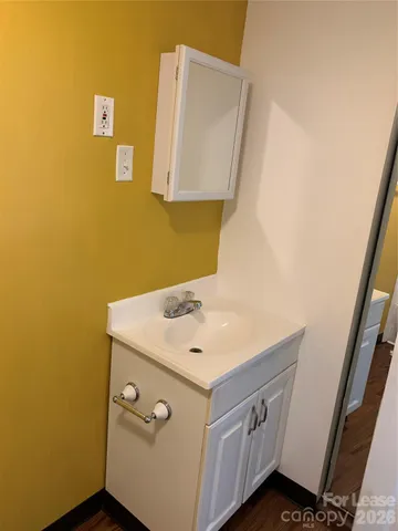 $850 | 544 North Center Street, Unit D, Statesville, NC 28677