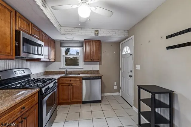 $2,000 | 32 West New Street, Rockaway, NJ 07866