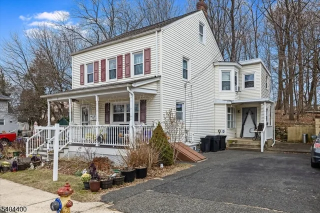 $2,000 | 32 West New Street, Rockaway, NJ 07866