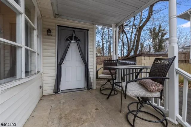 $2,000 | 32 West New Street, Rockaway, NJ 07866