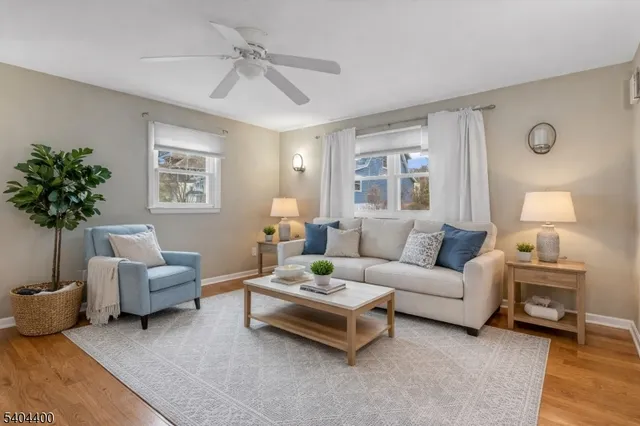 $2,000 | 32 West New Street, Rockaway, NJ 07866