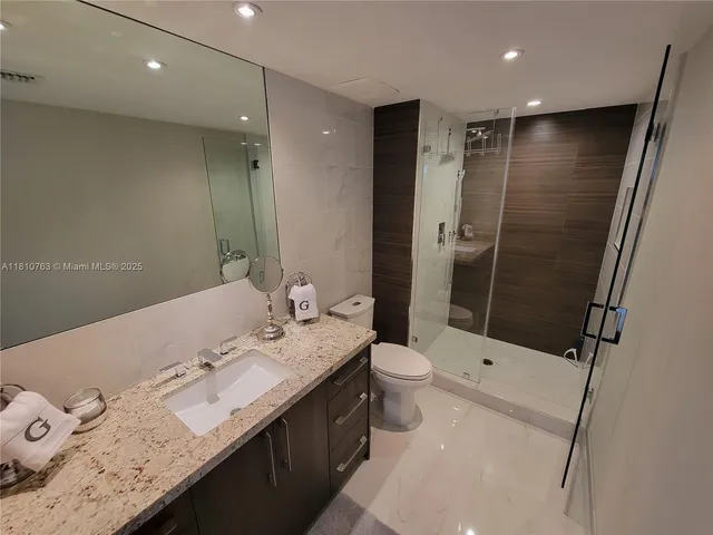 $4,500 | 1830 South Ocean Drive, Unit 2312, Hallandale Beach, FL 33009