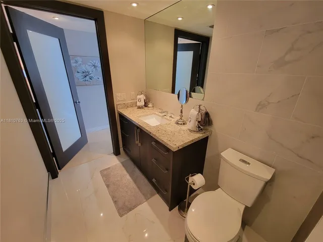 $4,500 | 1830 South Ocean Drive, Unit 2312, Hallandale Beach, FL 33009