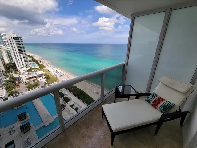 $4,500 | 1830 South Ocean Drive, Unit 2312, Hallandale Beach, FL 33009