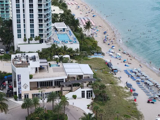 $4,500 | 1830 South Ocean Drive, Unit 2312, Hallandale Beach, FL 33009