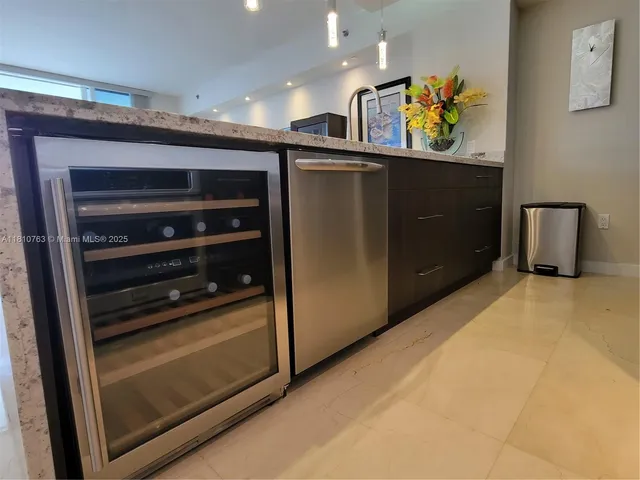 $4,500 | 1830 South Ocean Drive, Unit 2312, Hallandale Beach, FL 33009