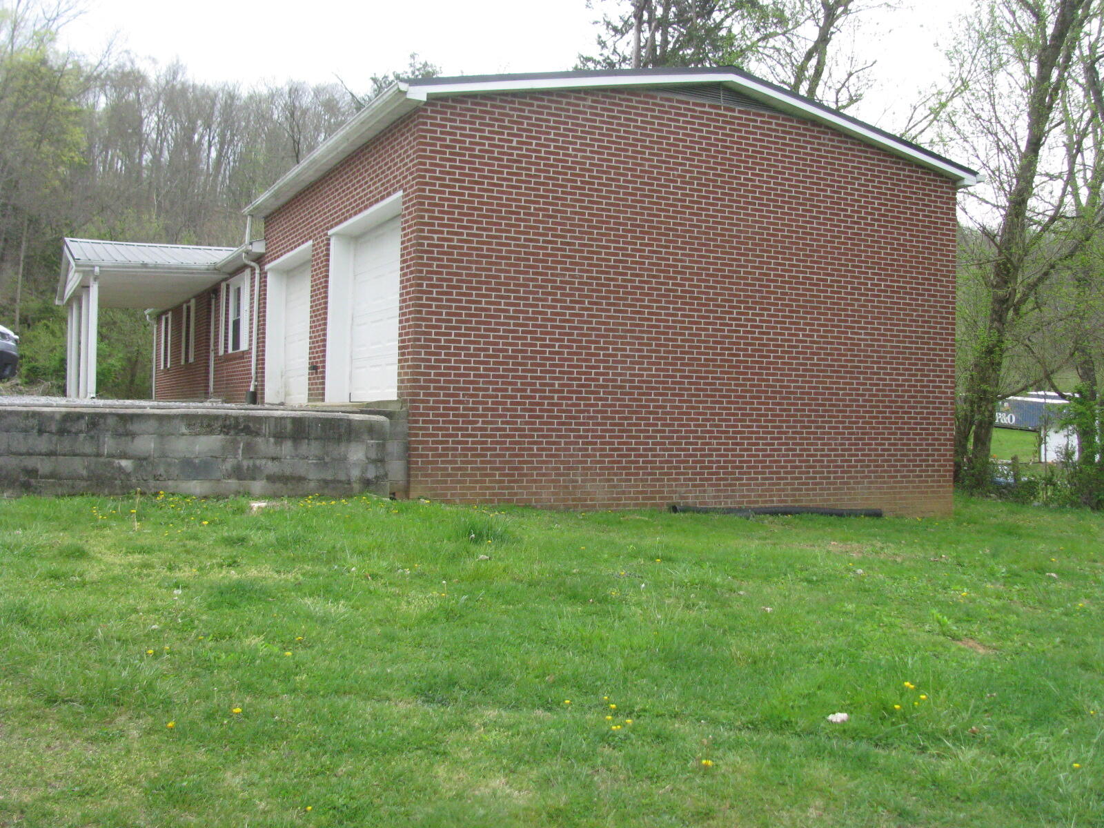 381 Rock Hill Road Watauga, TN 37694 - Photo 4 of 16 071