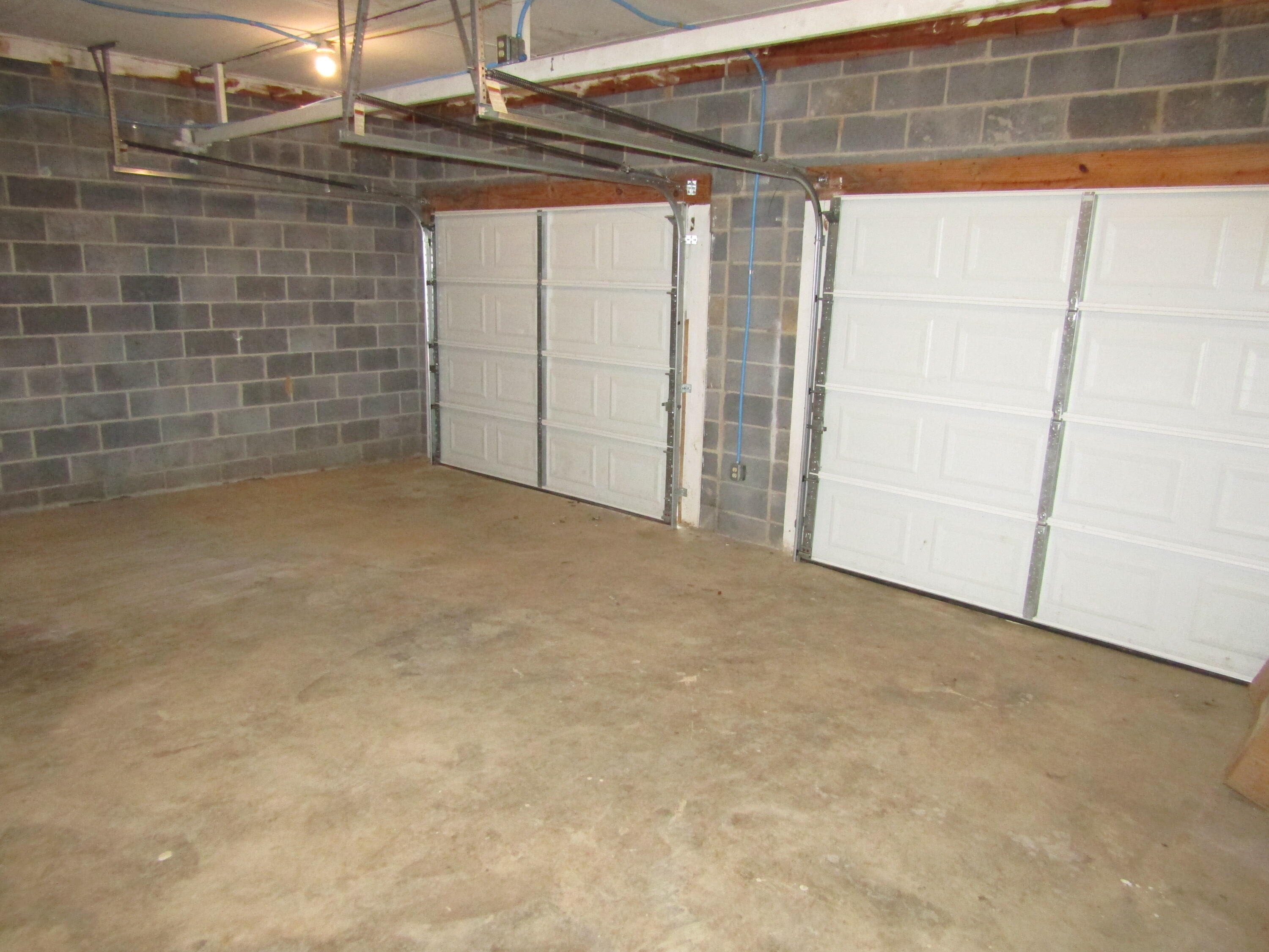 381 Rock Hill Road Watauga, TN 37694 - Photo 6 of 16 002