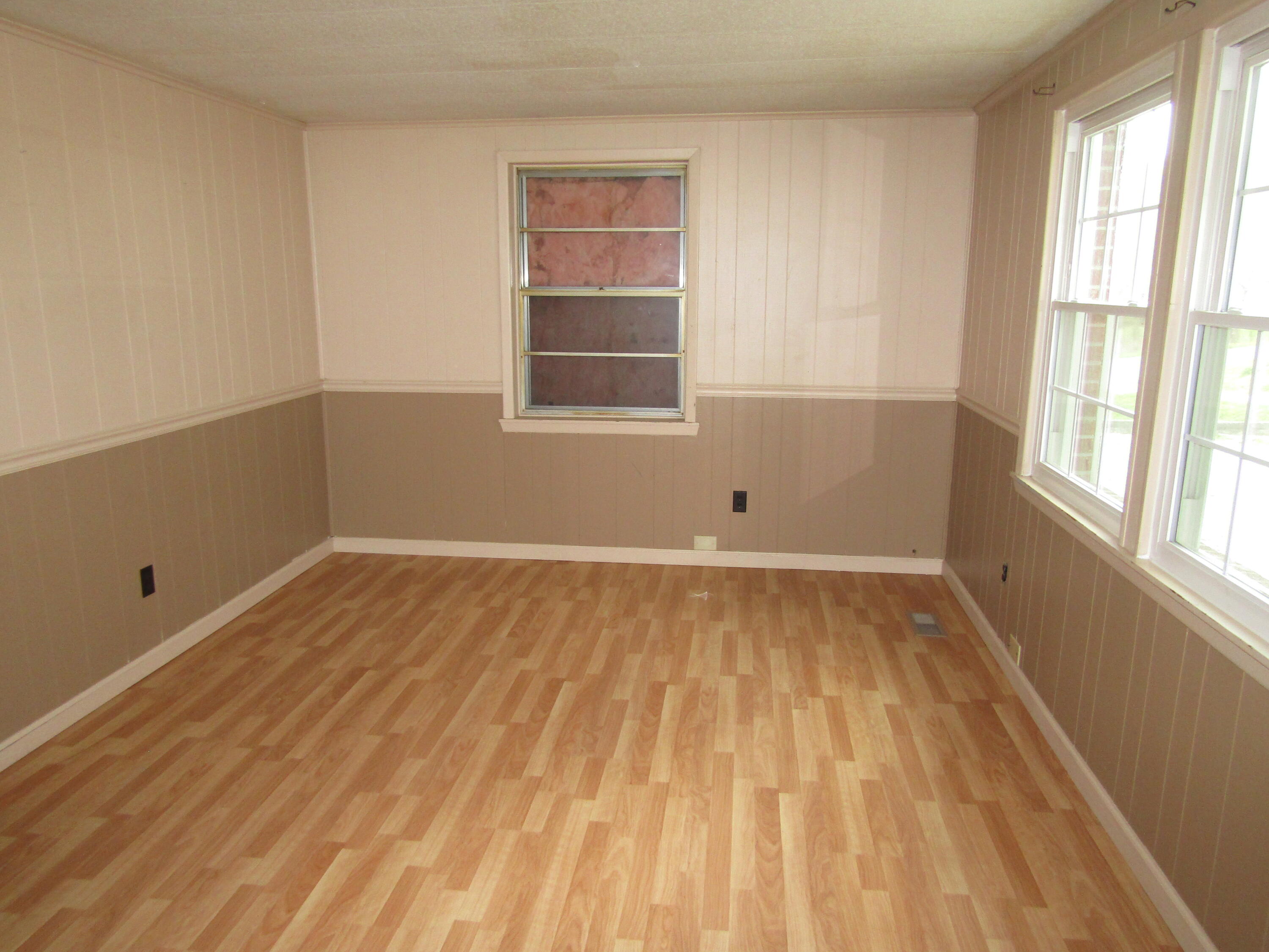 381 Rock Hill Road Watauga, TN 37694 - Photo 10 of 16 001