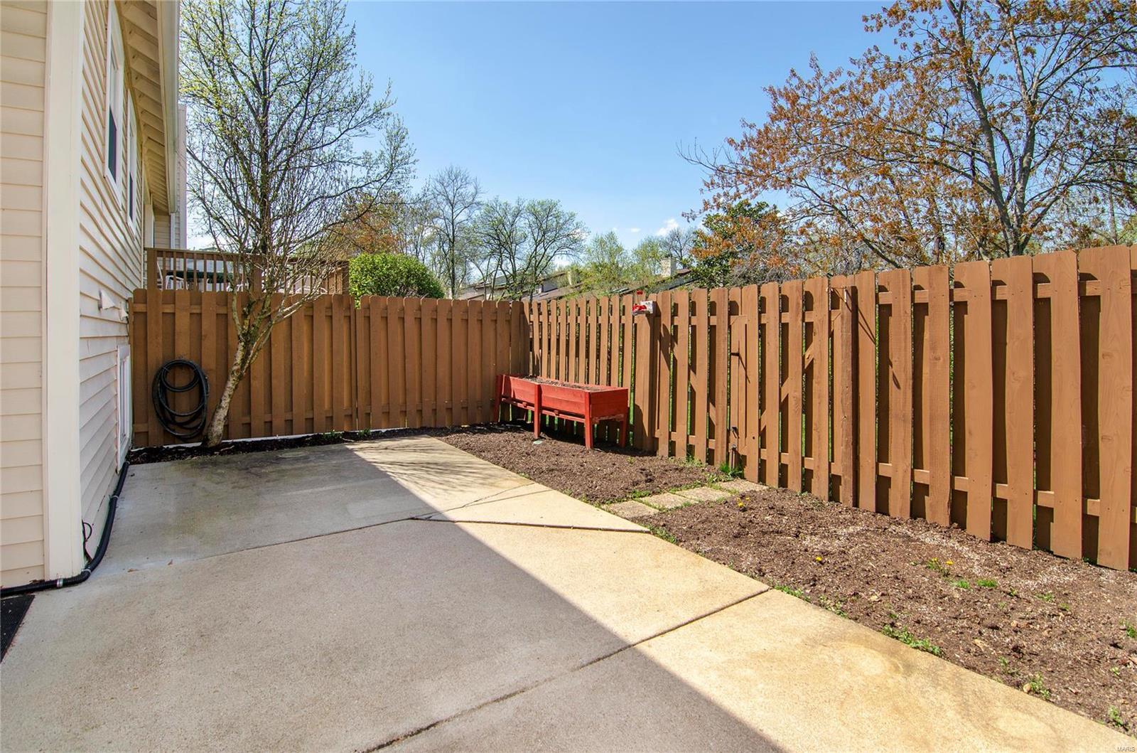 727 Windy Ridge Drive Ballwin, MO 63021 - Photo 21 of 29