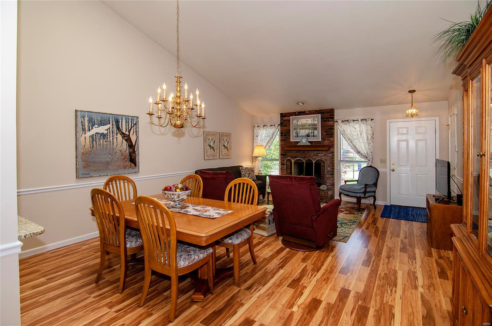 727 Windy Ridge Drive Ballwin, MO 63021 - Photo 4 of 29