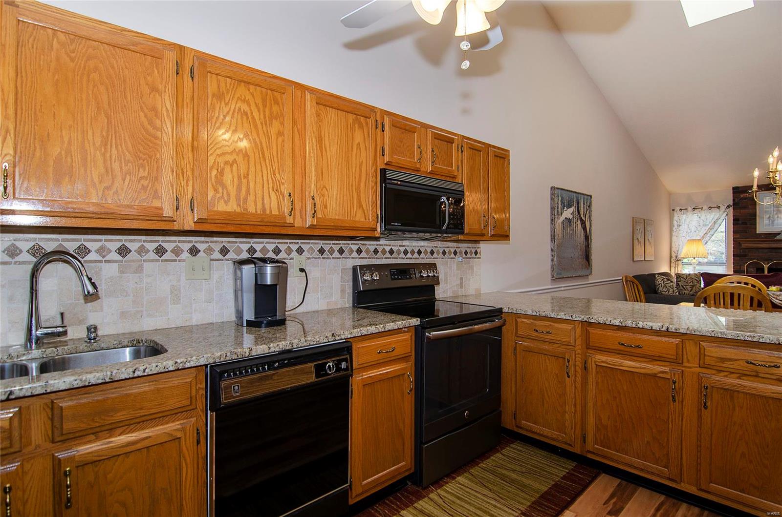 727 Windy Ridge Drive Ballwin, MO 63021 - Photo 9 of 29