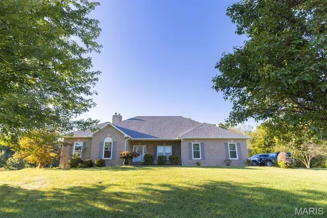 $699,900 | 310 Morgan Meadows Lane, Eolia, MO 63344