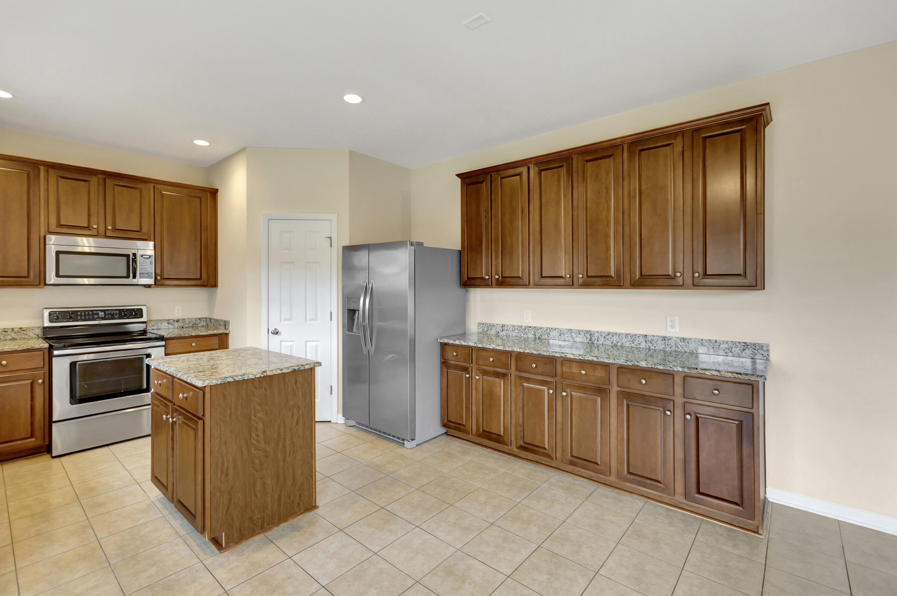 3131 Conservancy Lane Charleston, SC 29414 - Photo 11 of 43 296A5600