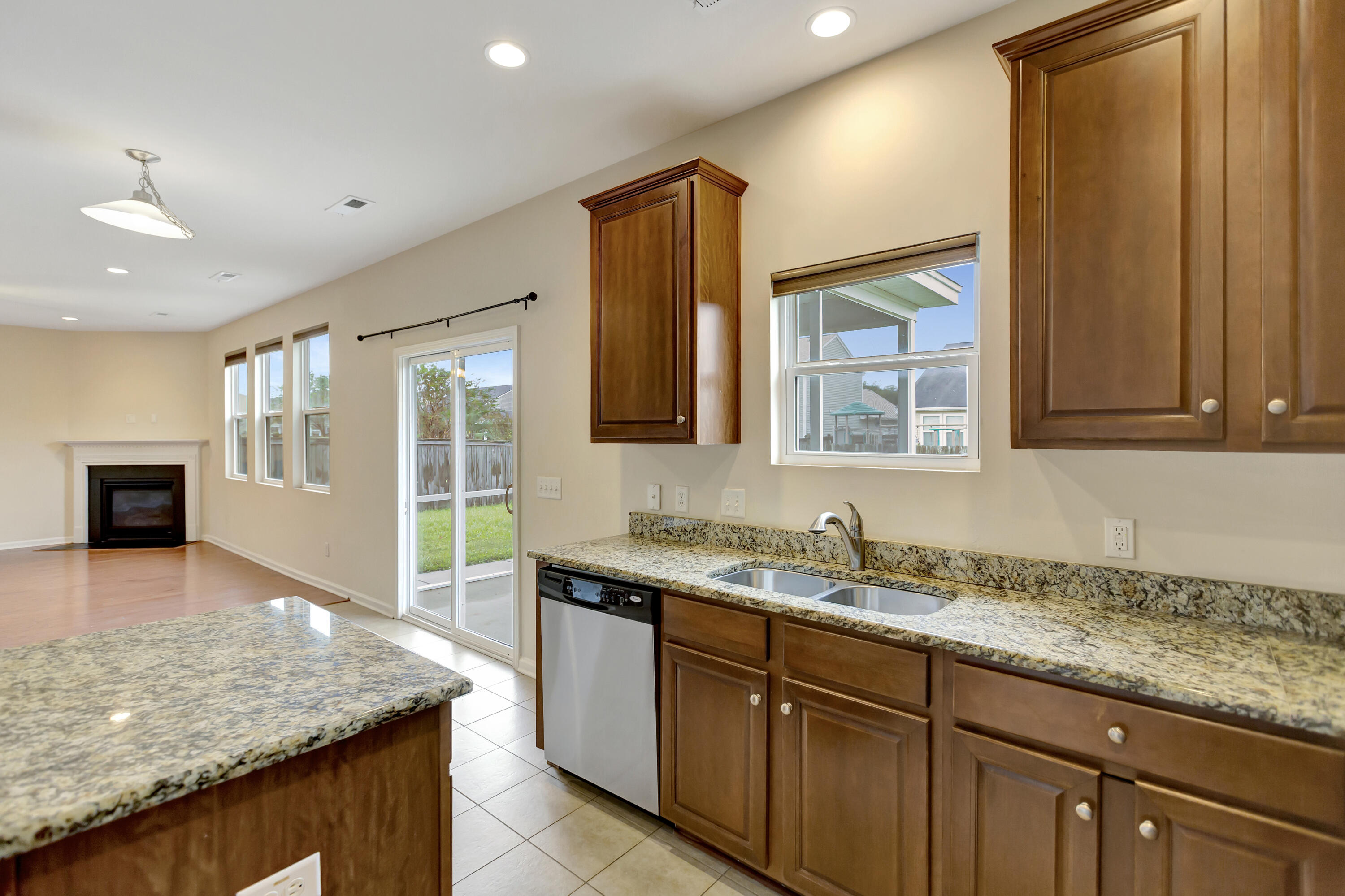 3131 Conservancy Lane Charleston, SC 29414 - Photo 12 of 43 296A5603