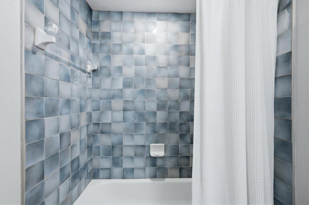 3048 Savage Road Sarasota, FL 34231 - Photo 21 of 38 Gallery Image 21